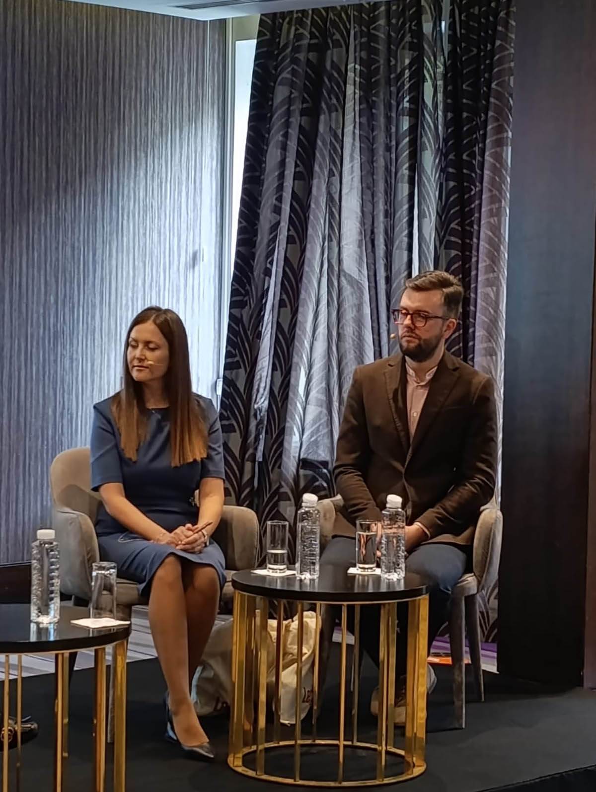 Psiholog Aleksandar Rangelov na konferenciji Zdravlje žena Srbije ...