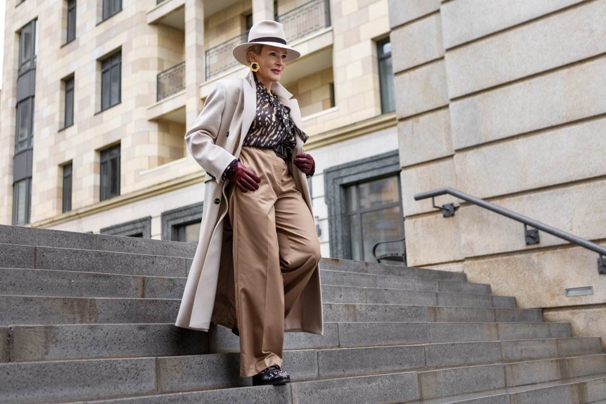 Krojevi pantalona za žene 50+ | Lepa i srećna