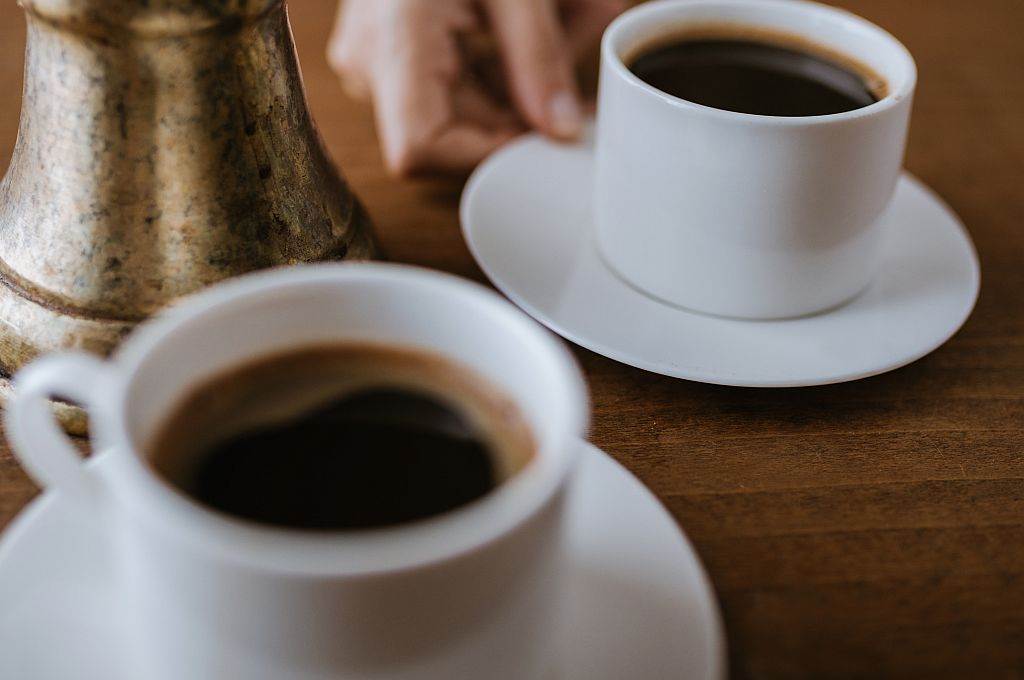 Šta Se DeŠava U Telu Kad Prestanete Da Pijete Kafu Simptomi Krize Bez Kofeina Lepa I Srećna 