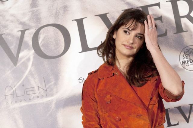 Najlepše šiške Penelope Kruz opet u modi: Frizura s početka veka postala novi trend