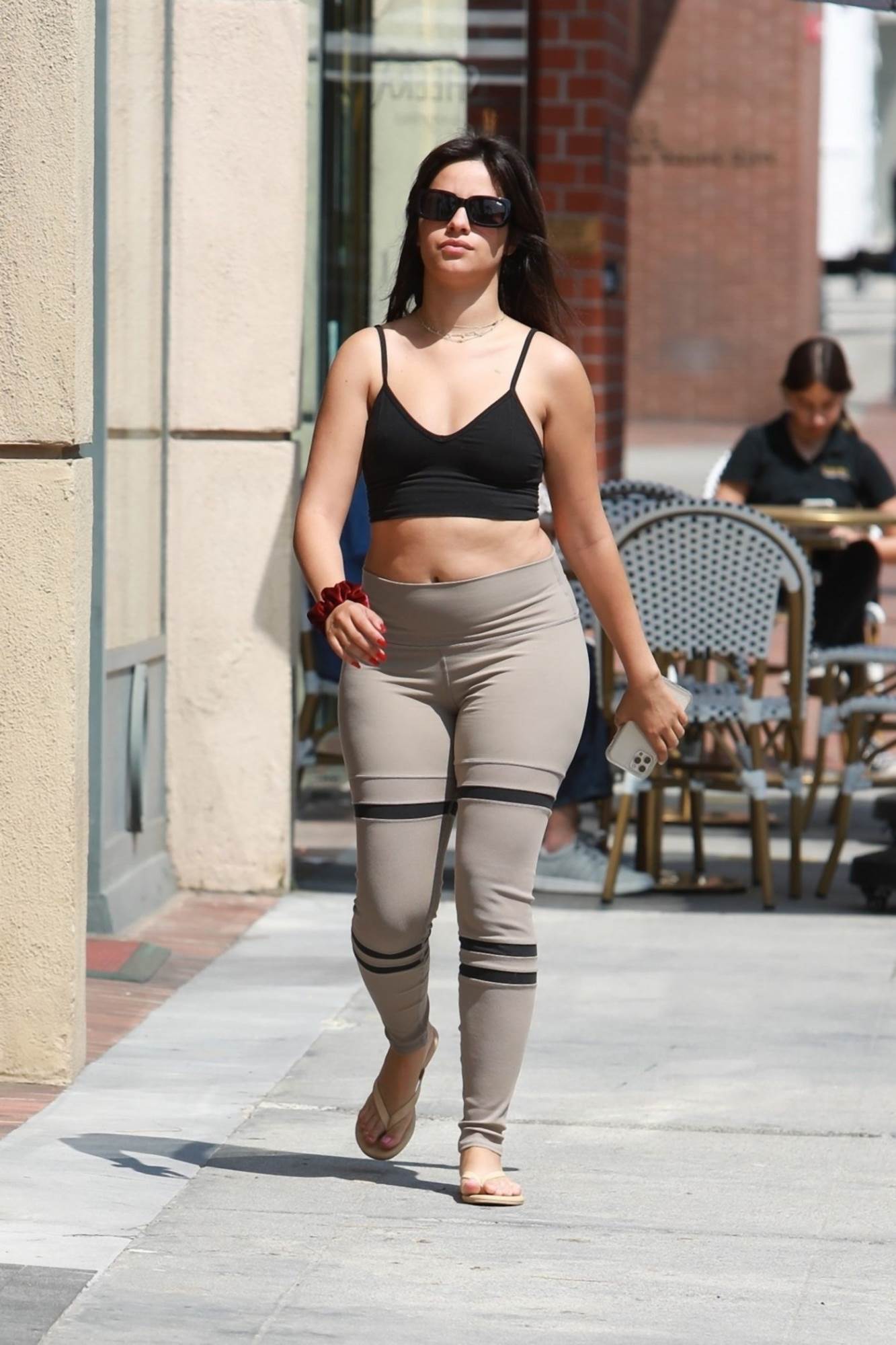 Pevačica Kamila Kabejo besna zbog slike sa stomakom