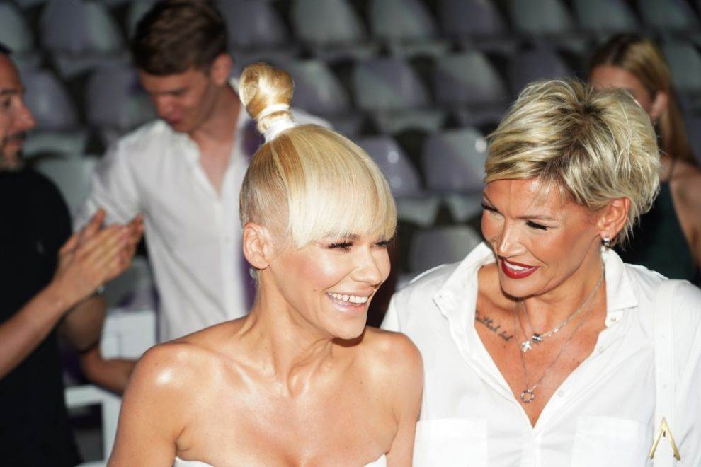 Nataša Bekvalac zablistala na promociji novog hita