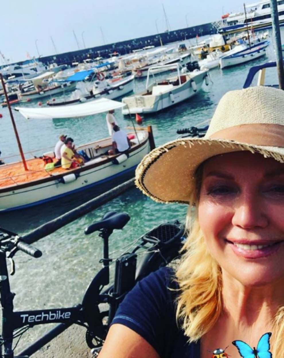 Suzana Mančić leto provodi u Grčkoj