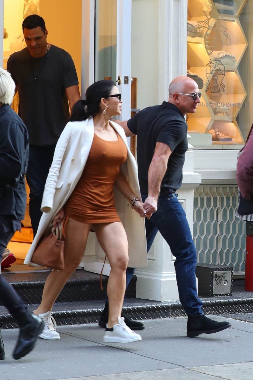 Džef Bezos i Loren Sančez