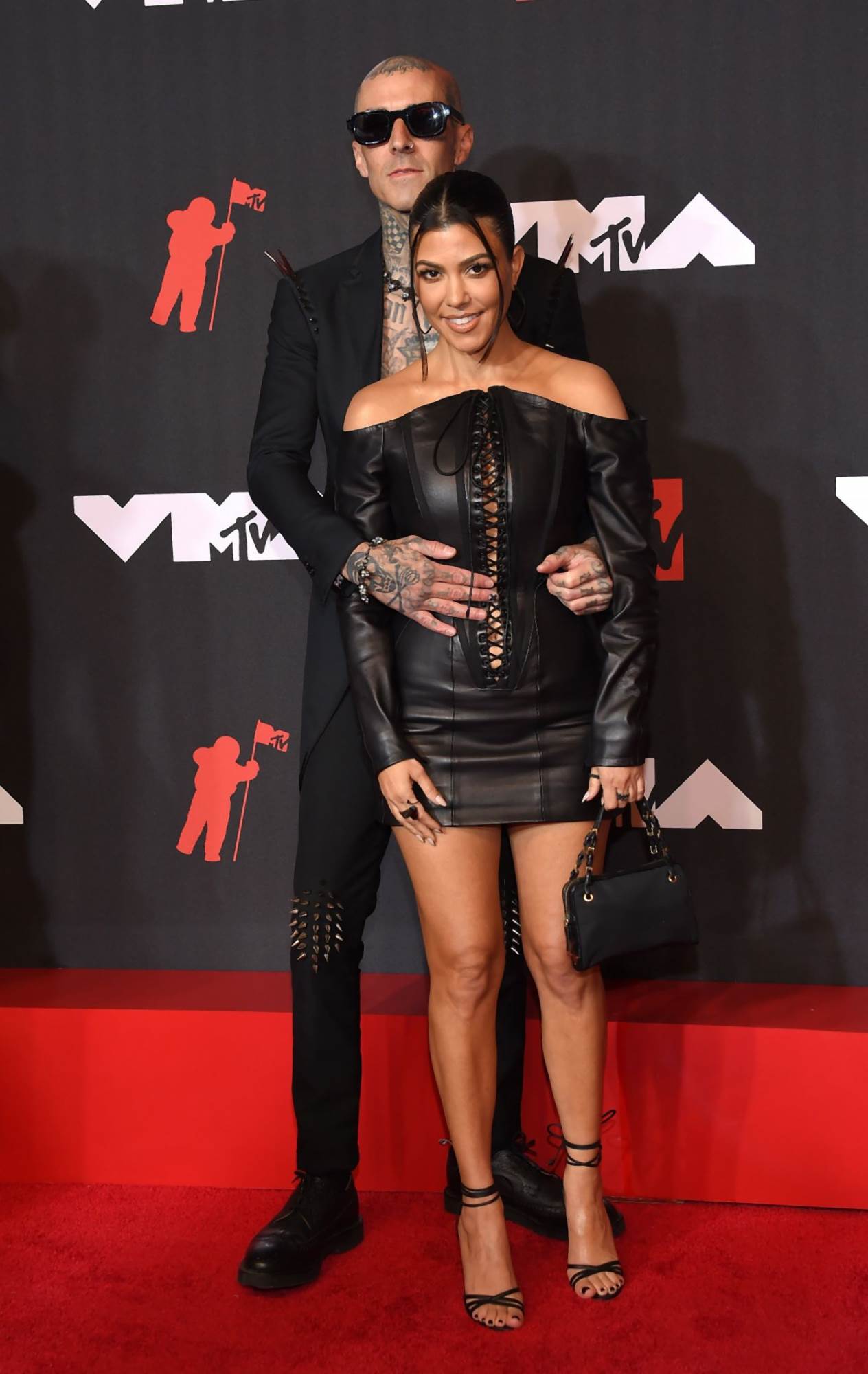 kortni kardasijan travis barker 0631859179