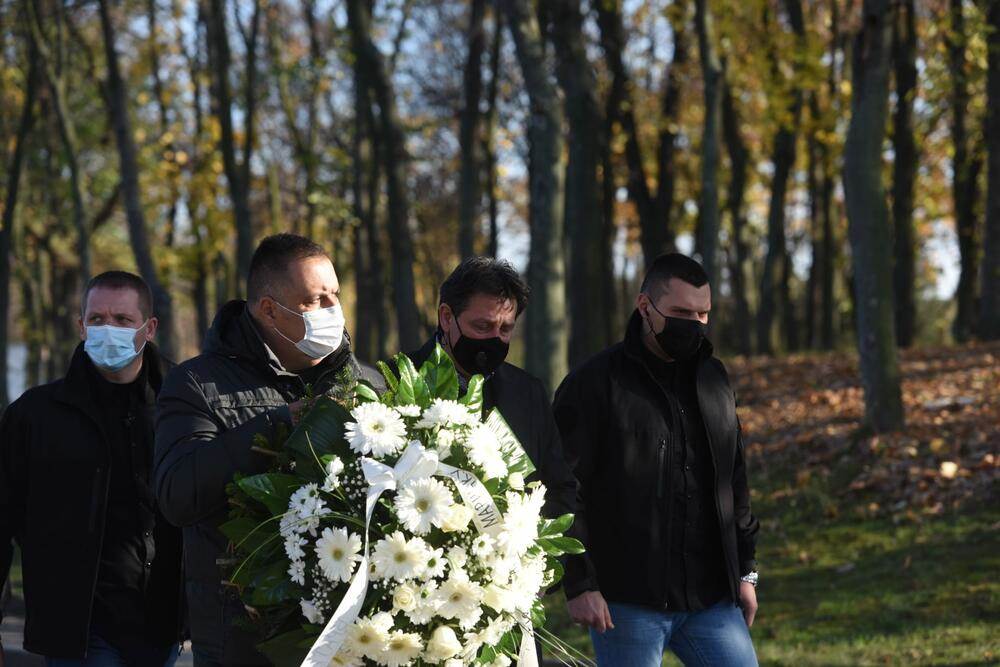 Nikola Rokvić se oprostio od oca Marinka