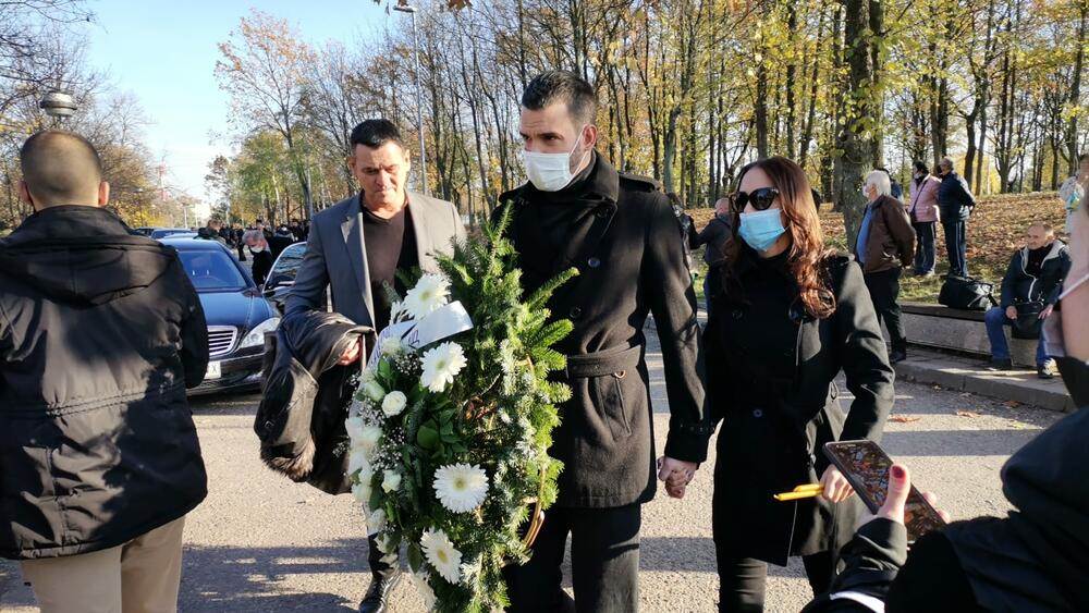 Nikola Rokvić se oprostio od oca Marinka