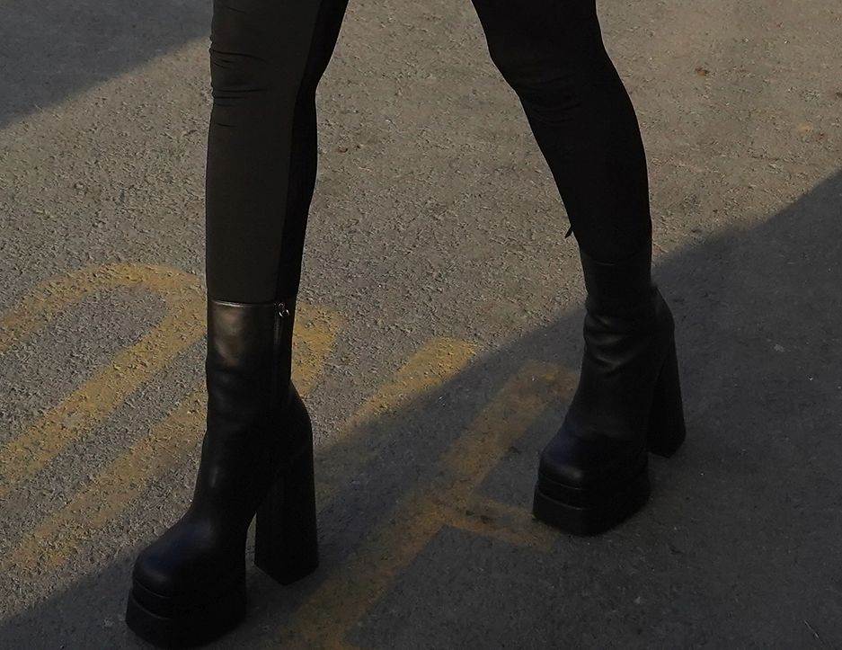 jelena karleusa cizme.jpg