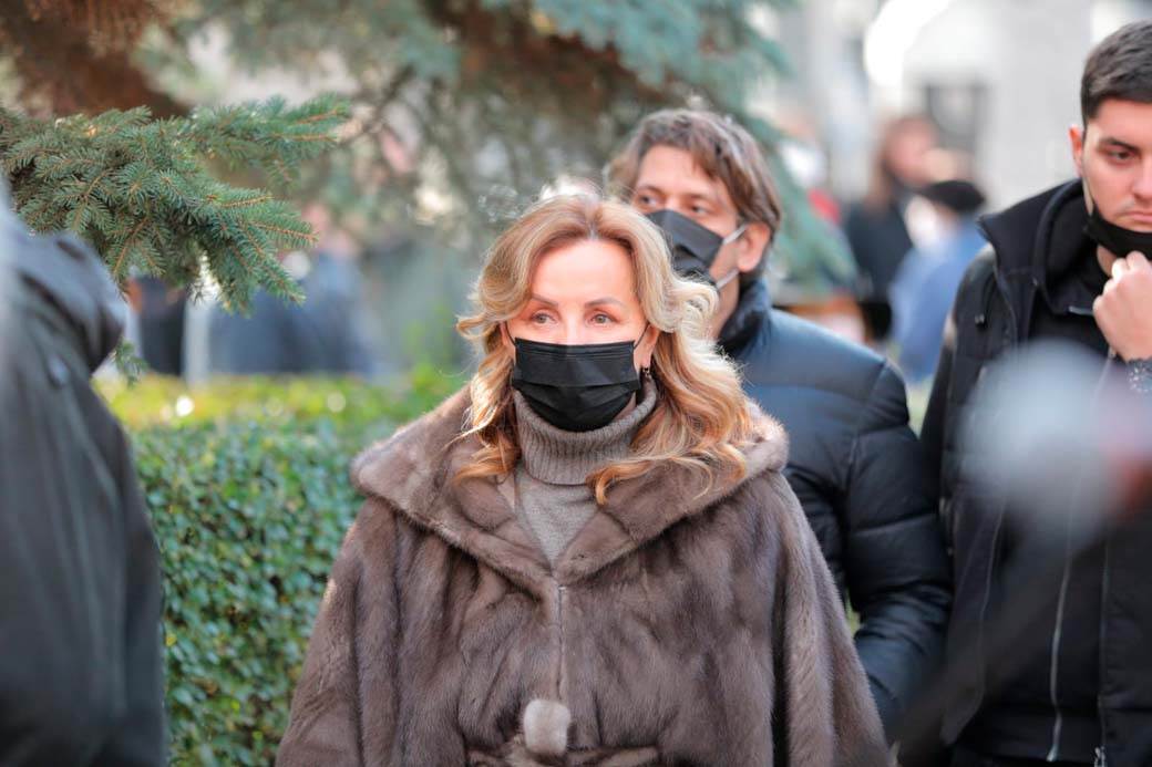 sahrana merime njegomir ana bekuta.jpg