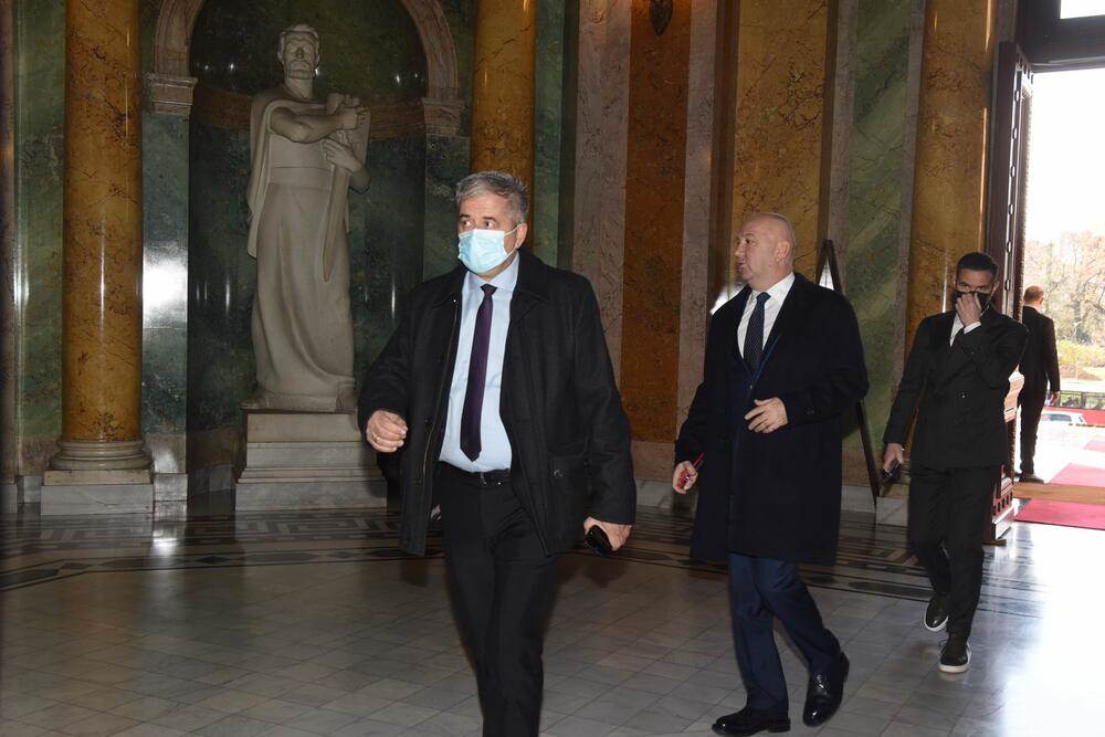 komemoracija milutinu mrkonjicu ulaz.jpg