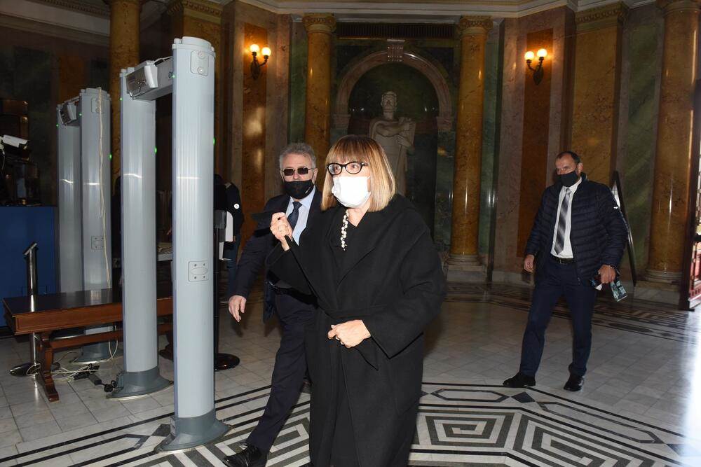 maja gojkovic komemoracija milutinu mrkonjicu.jpg