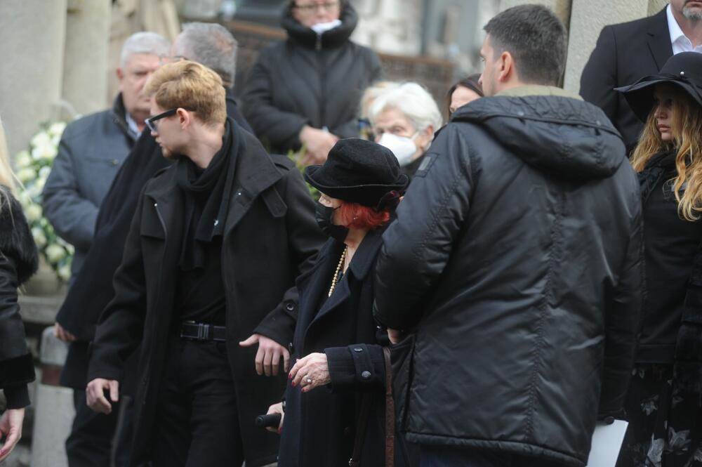 Estrada na sahrani Milutina Mrkonjica