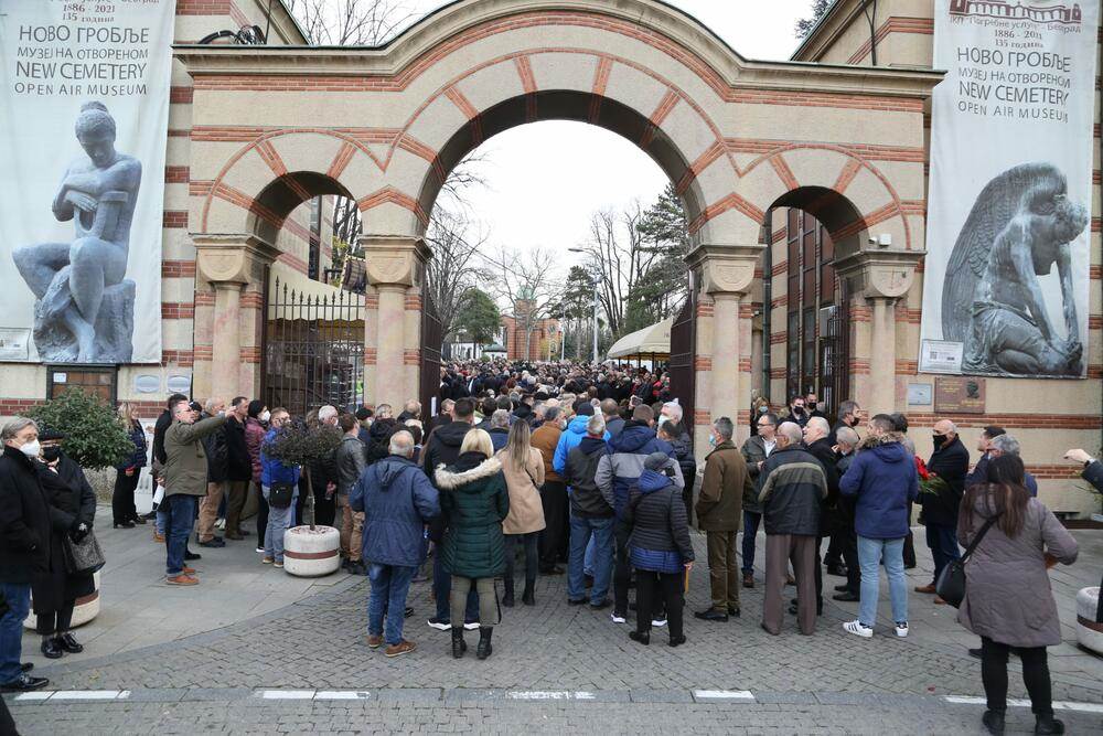 Sahrana Milutina Mrkonjica na Novom groblju.jpg