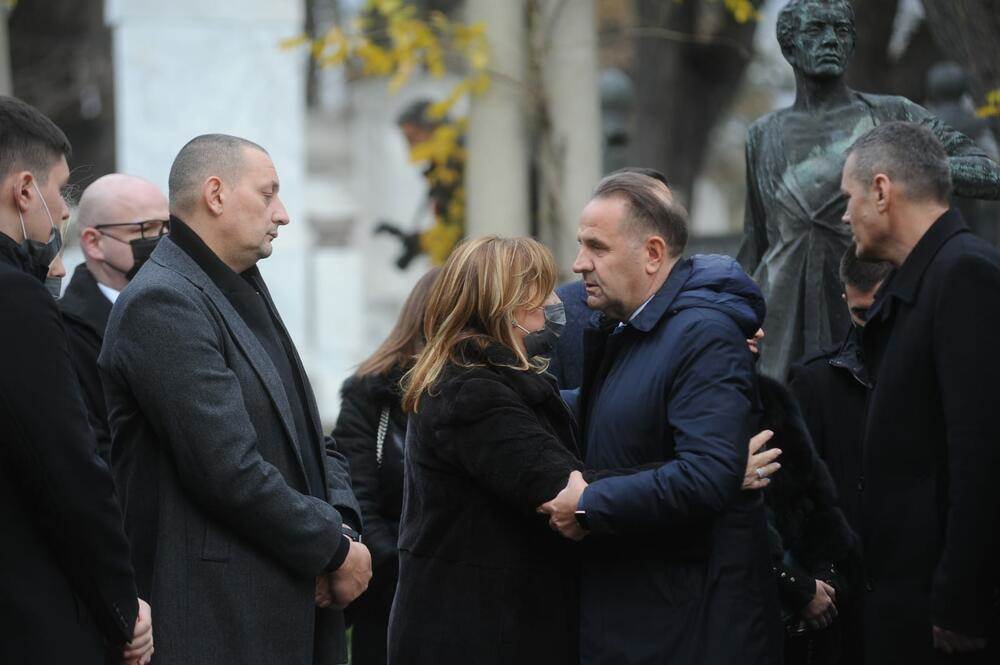 Rasim Ljajic izjavljuje saucesce Ani Bekuti.jpg