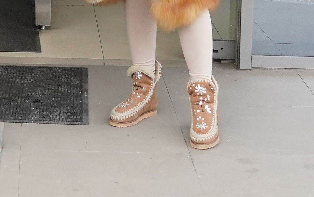 katarina grujic cizme