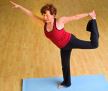 Vežbe joge u zagrejanoj prostoriji