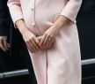 Modni trenutak: Kejt Midlton u elegantnom bebi roze kaputu