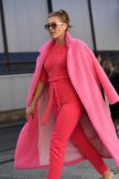 MODA - ZIMA 2018 / 2019: suknje, kaput i čizme koje svaka moderna dama treba da ima (FOTO)