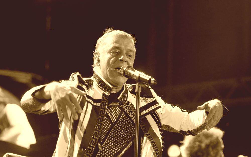 Aki Rahimovski preminuo