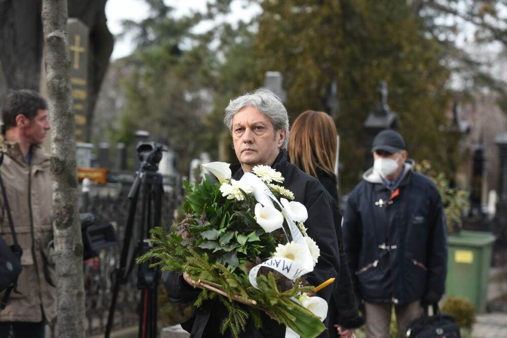 sahrana ksenije vucic maric.jpg