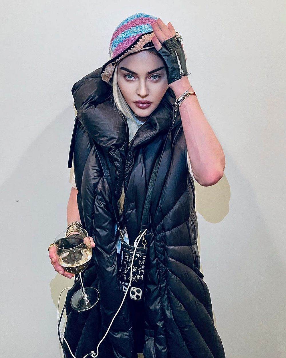 madona 0663792518.jpg
