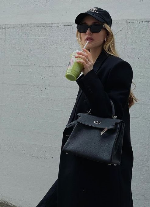 Kako se lepo obući sa malo stvari