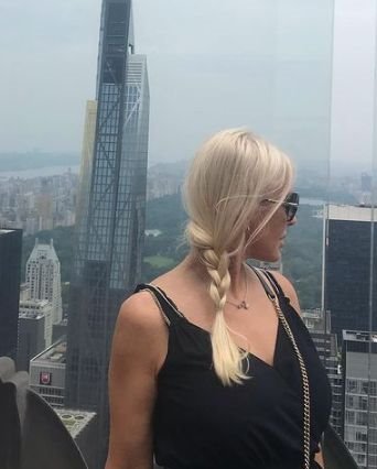 Modni stil Olivere Jovićević privatno