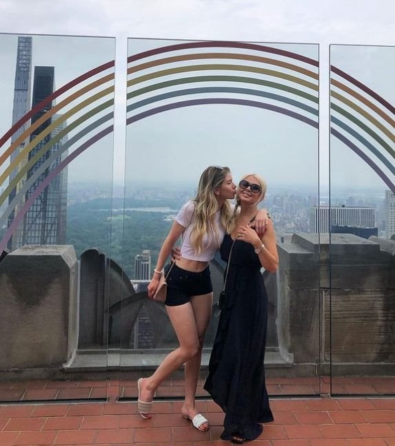 Modni stil Olivere Jovićević privatno