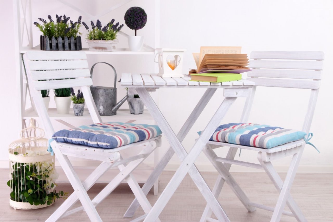 belo u enterijeru-004