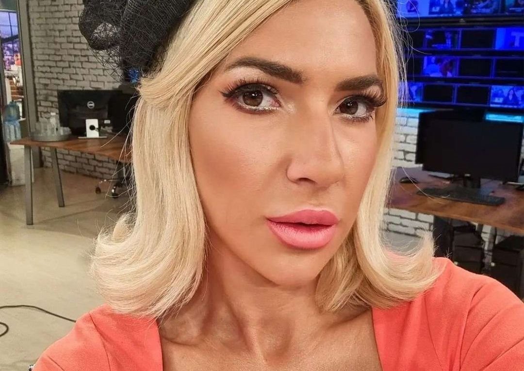 jovana jeremic fascinator