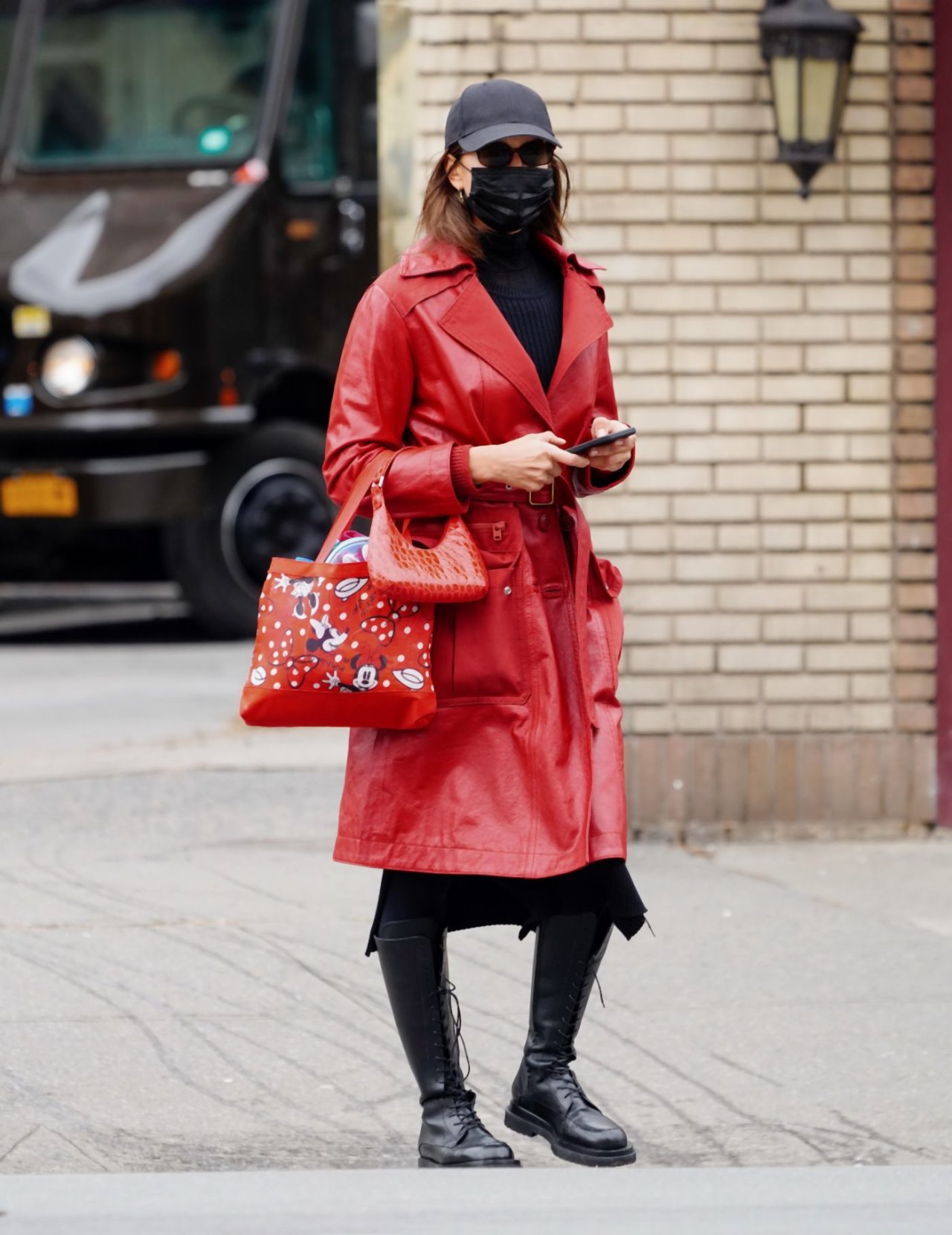 irina sajk kaput 0586654651