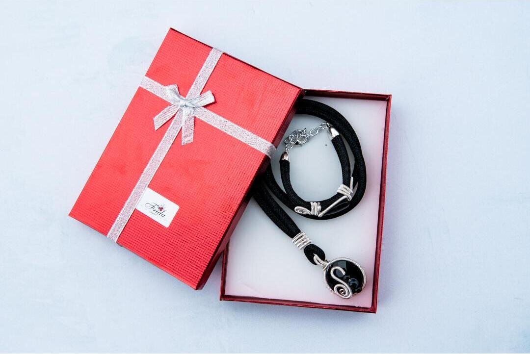 frida ogrlica i narukvica dark moon