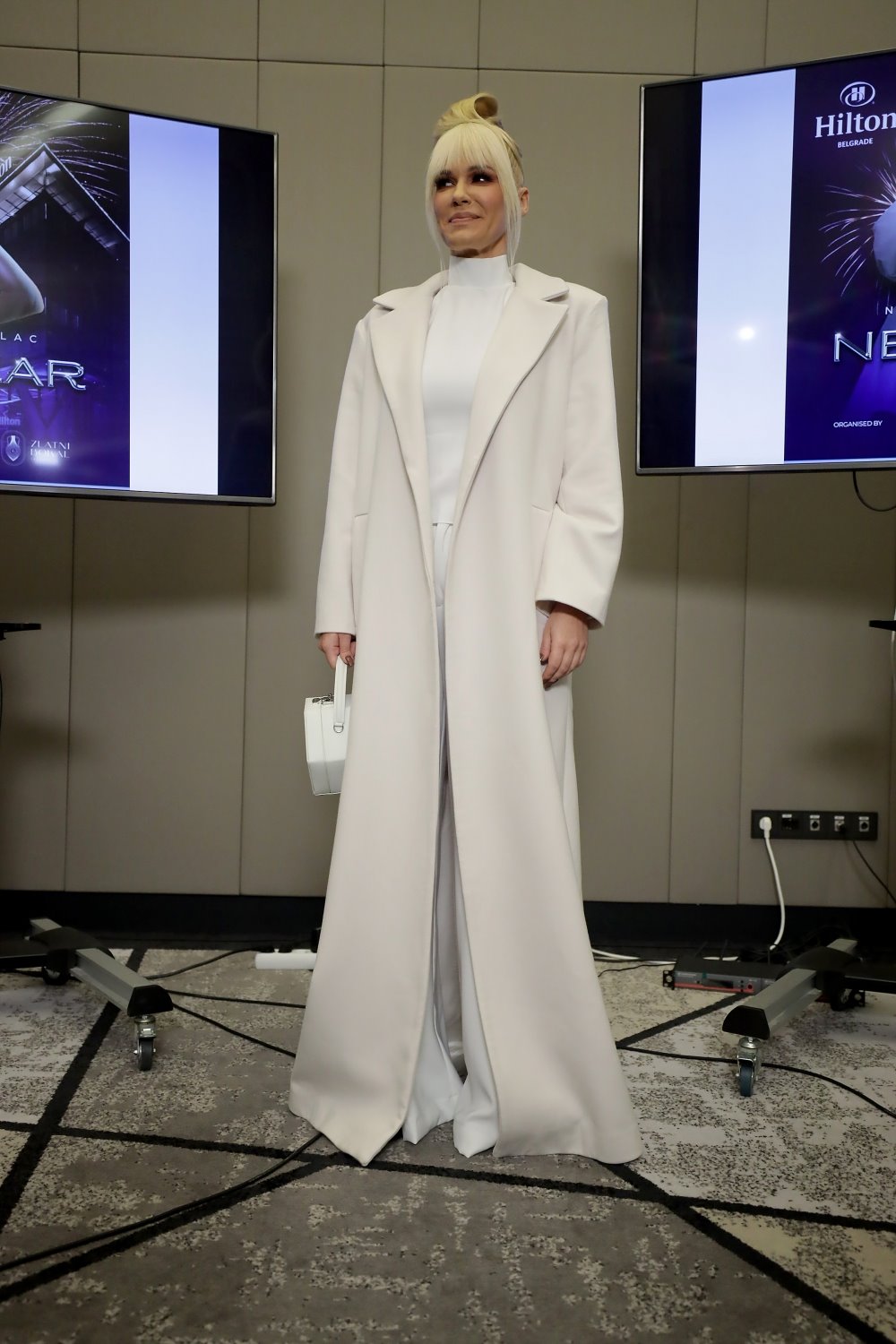 Nataša Bekvalac najavila novogodišnji nastup a njen stajling privukao je mnogo pažnje