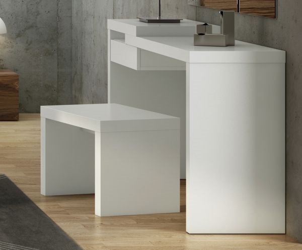 Pet modernih radnih stolova