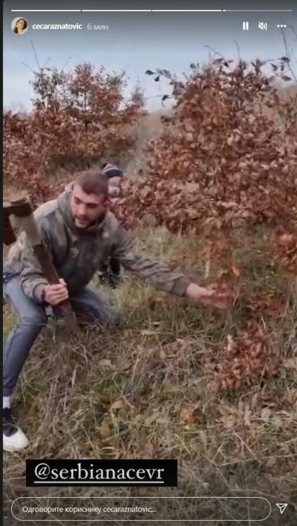 Sin Veljka Ražnatovića, Željko, s ocem je išao ranom zorom da seče badnjak.