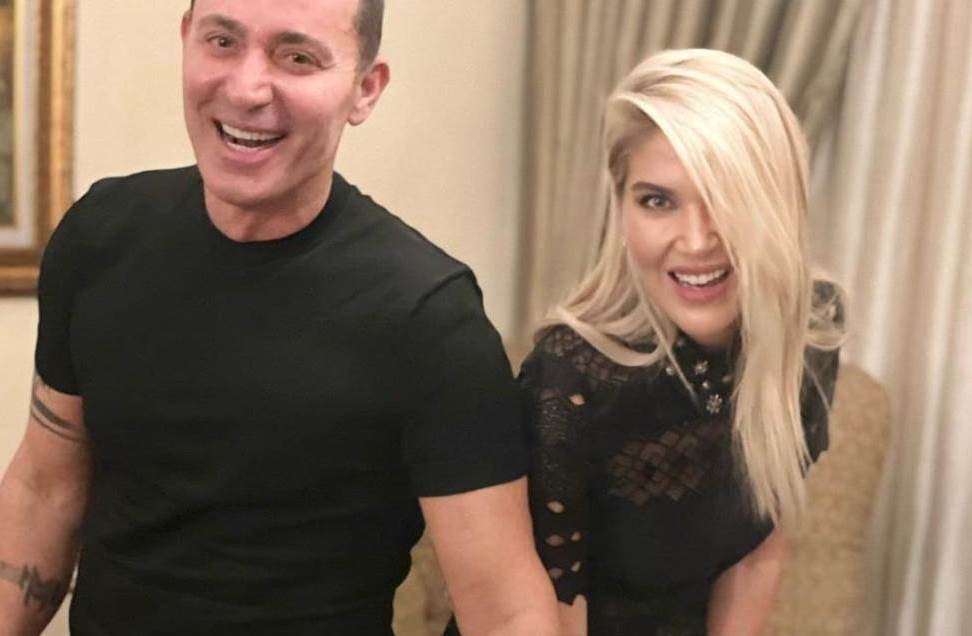 mustafa sandal melis.jpg