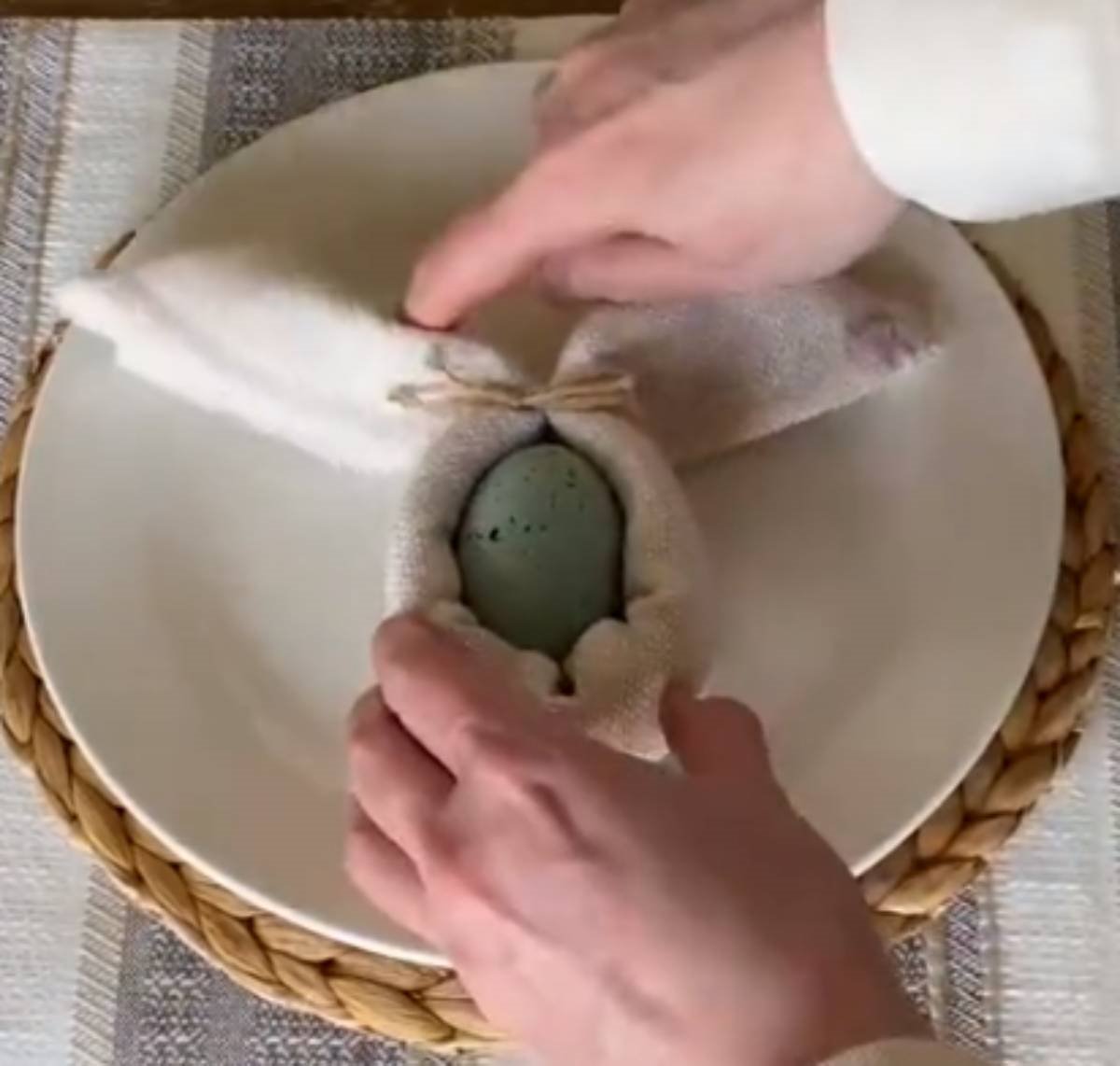 Kako napravite zeku od salvete