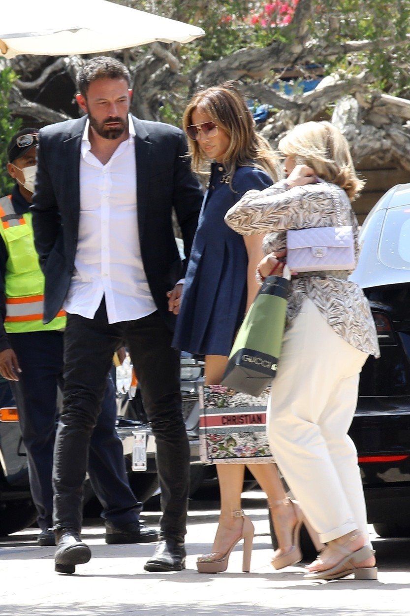 Haljina Dženifer Lopez