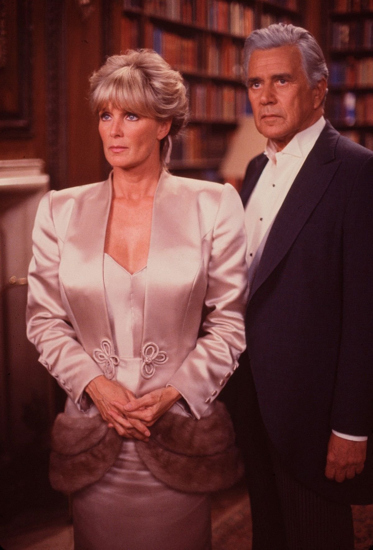 kristl karington linda evans 0540526173.jpg