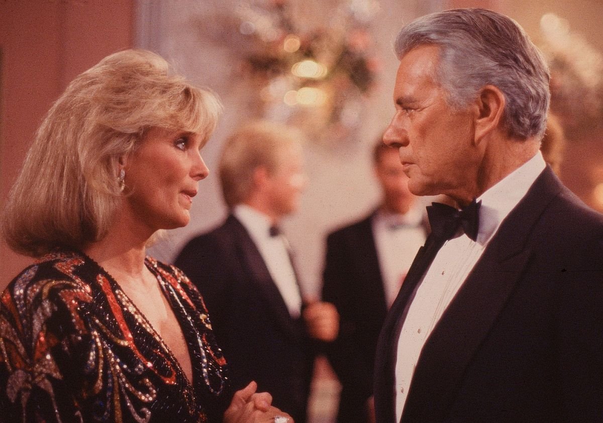 kristl karington linda evans 0540525890.jpg