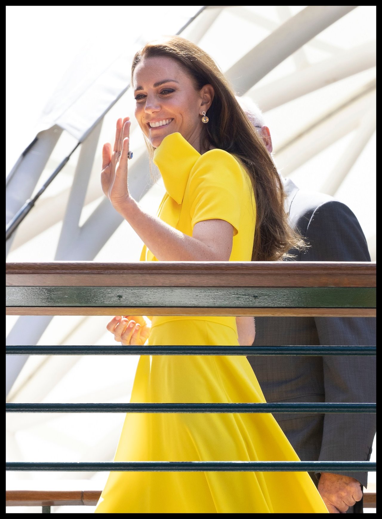 Kejt Midlton u haljini Roksande Ilinčić