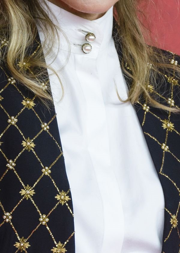 Modni trenutak: moćna klasika Mišel Fajfer