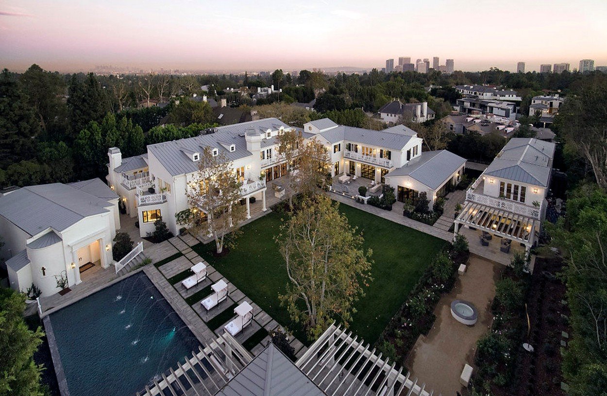 dzenifer lopez ben aflek kuca 0696268624.jpg