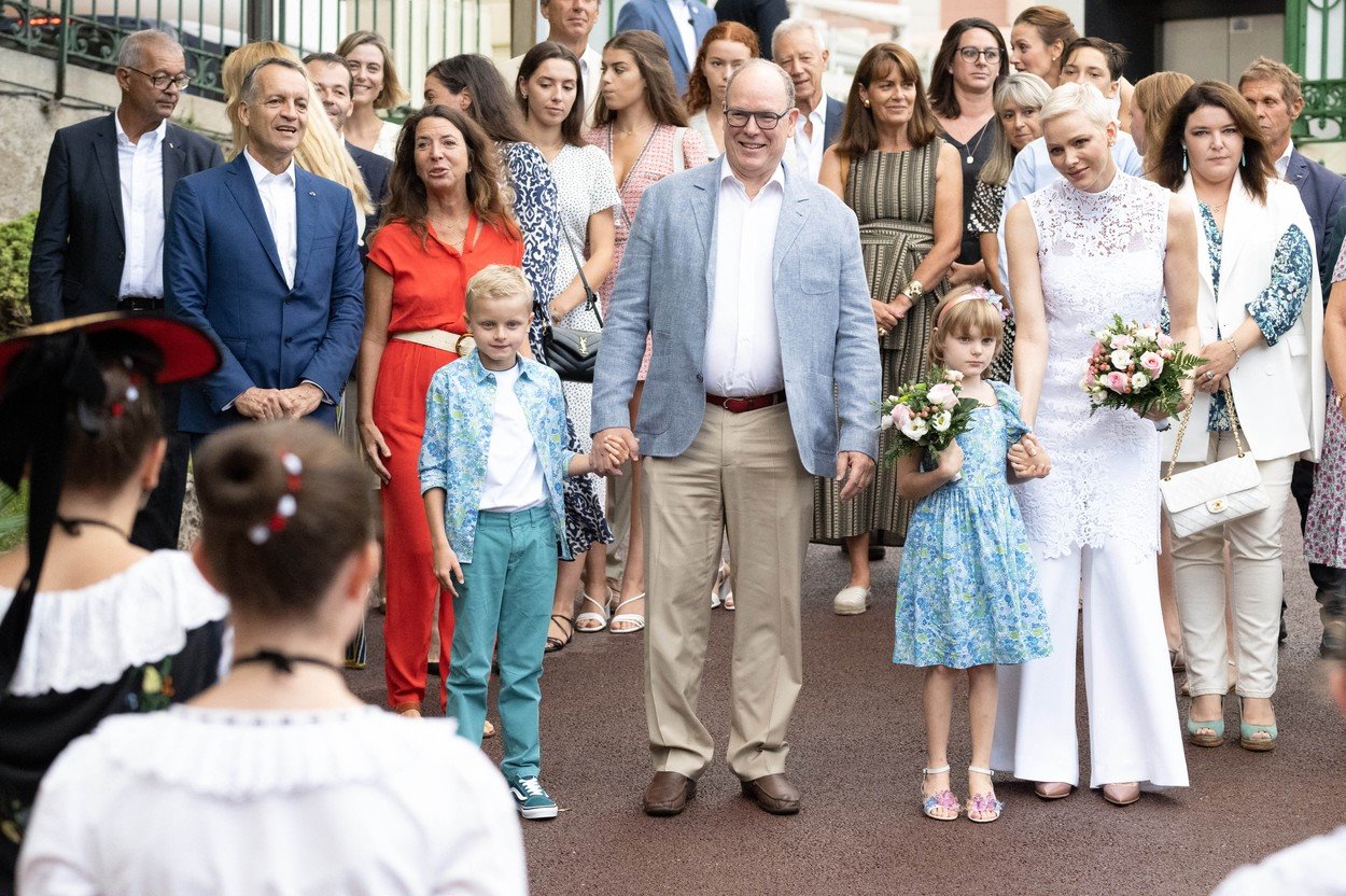 princeza sarlin od monaka 0719256048.jpg