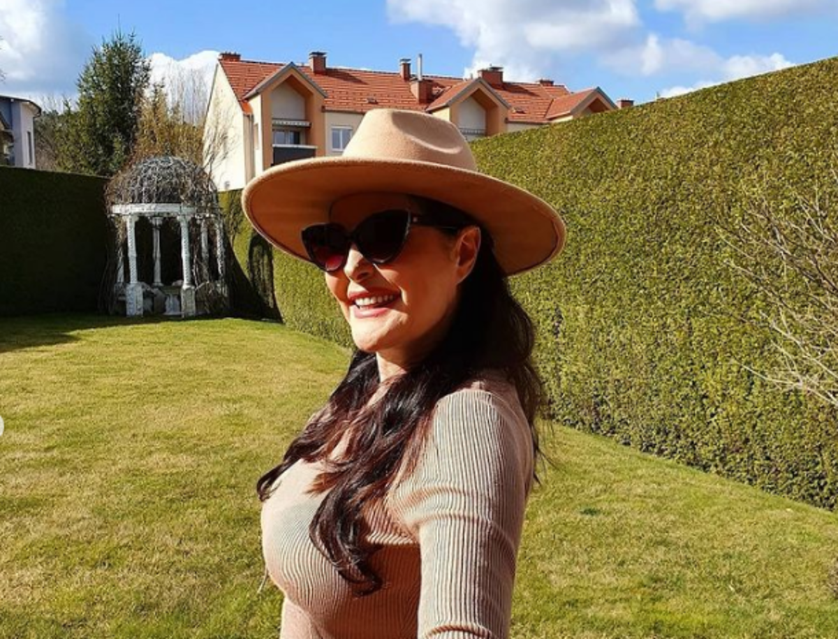 Dragana Mirković slavi godišnjicu braka