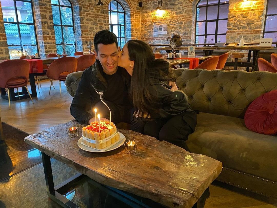 murat jildirim iman elbani 2.jpg