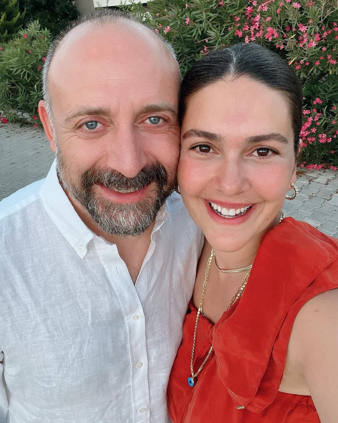 berguzar korel halit ergenc.jpg