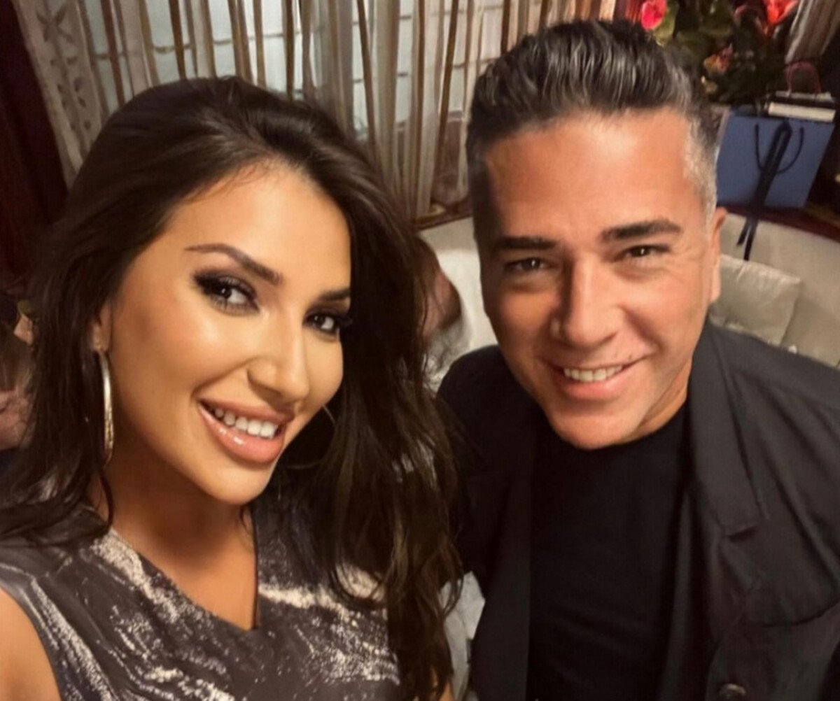 Mina Joksimović proslavila diplomu