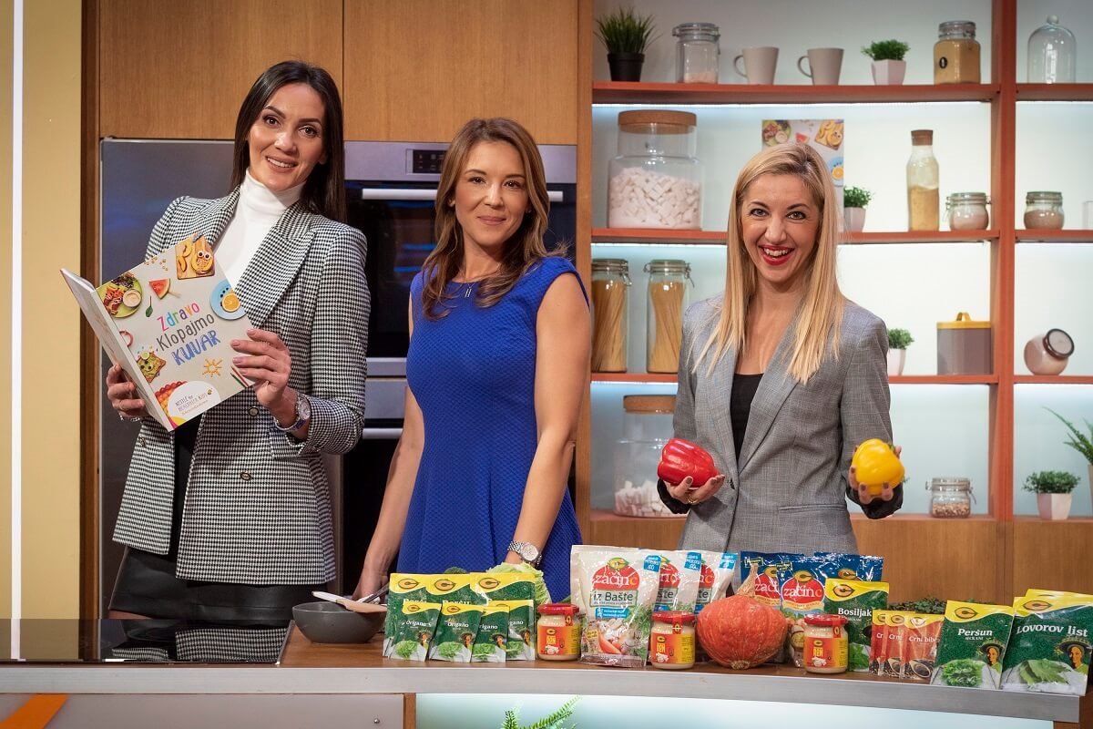 Food blogerke Aleksandra Đorđević, Snežana Paučinac i Katarina Stojković.jpg