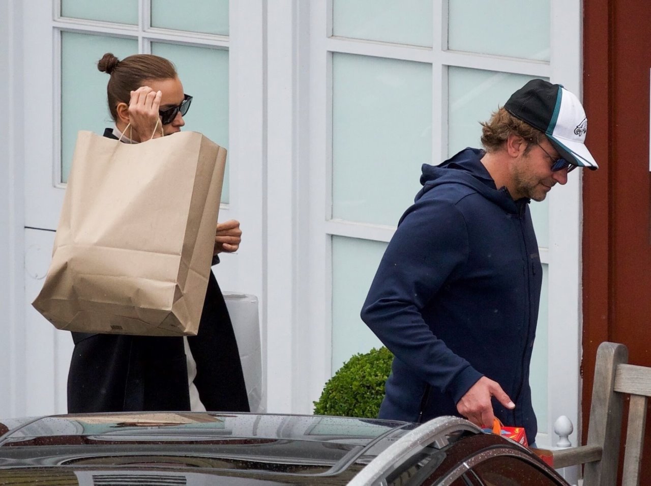 Bredli Kuper i Irina Šajk ponovo zajedno